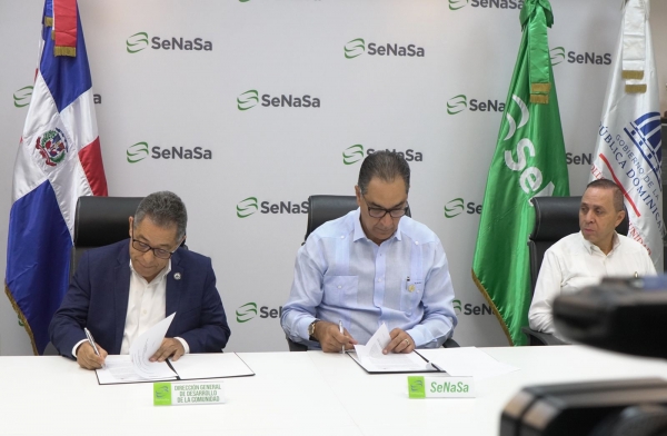 SENASA y DGDC firman convenio de colaboración para beneficiar familias vulnerables en comunidades de RD