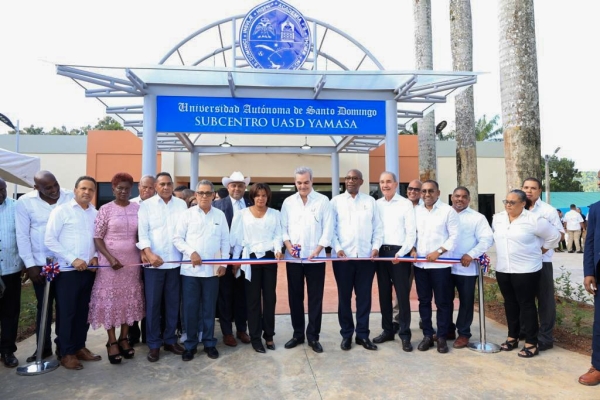 Eléxido Paula elogia labor de gobierno del presidente Luís Abinader ; inauguran nuevo subcentro UASD en Yamasá