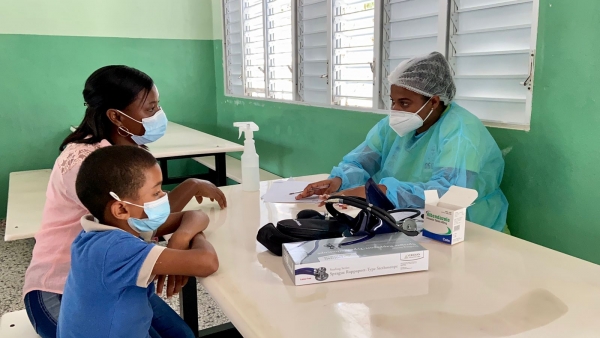 DGDC extiende jornada de fumigación y salud hasta Cambita Garabito, San Cristóbal.